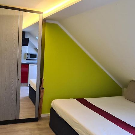 Helles Apartment In Berlin-Mariendorf Екстер'єр фото